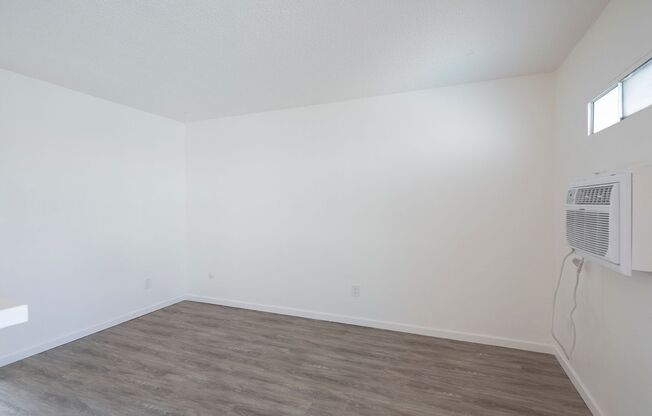 1 bed, 1 bath, $1,995, Unit 21