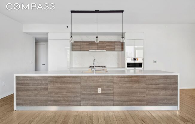 505 513 W 43 ST