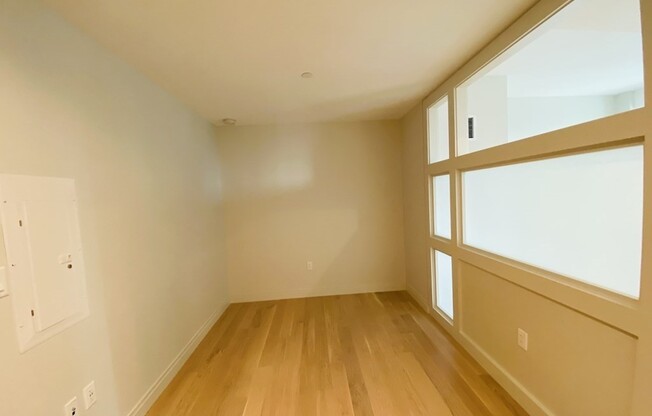 1 bed, 1 bath, 515 sqft, $3,750, Unit 1012