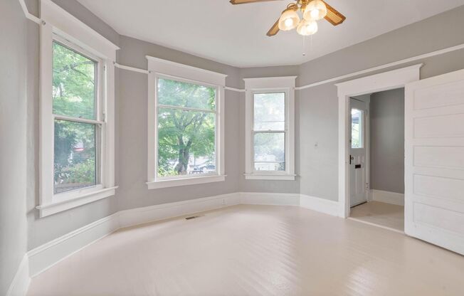 Spacious, light-filled 3-bdrm/2-bath vintage home—Fenced yard, off-street parking, great location
