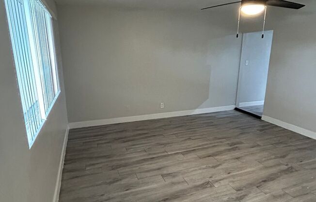 2 beds, 1 bath, 810 sqft, $1,195, Unit 17