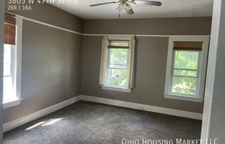 3605 W 47 ST
