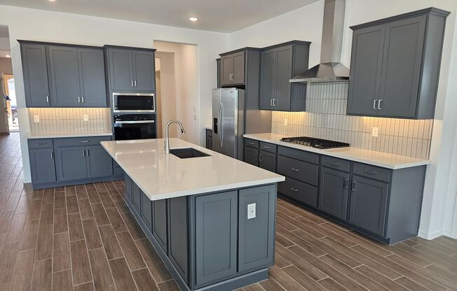 Wonderful new build with family fun amenities