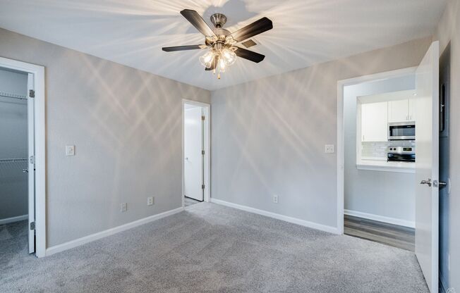 2 beds, 2 baths, 1,000 sqft, $1,450, Unit 2040