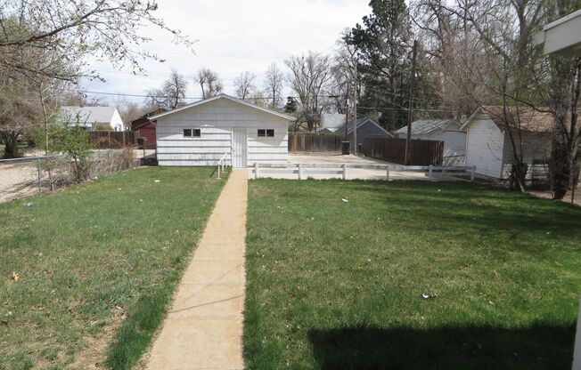 Cozy 2-Bedroom 1-Bath Basement Unit Near UNC!