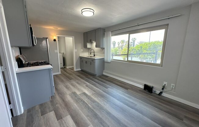 Newly remodeled 3-bedroom, 1-bathroom duplex unit in Lemon Grove, CA