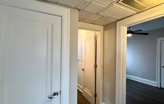 2 beds, 1 bath, 830 sqft, $1,345, Unit B8