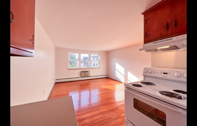 1 bed, 1 bath, 453 sqft, $1,250, Unit C5