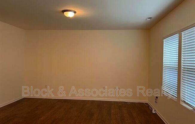 1156 LOOKOUT RDG