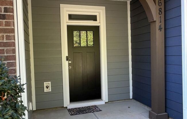 Newer 3 Bed + Loft Townhome in Davis Lake Area