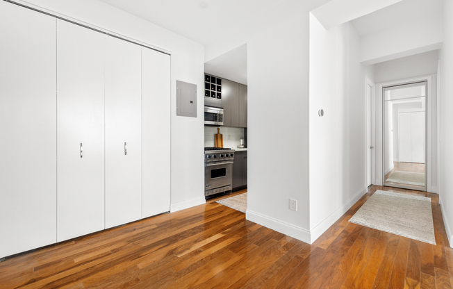 1 bed, 1 bath, 691 sqft, $5,900, Unit 1110