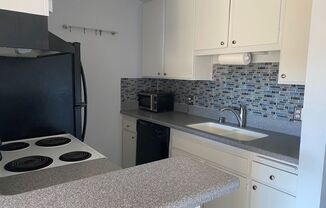 Gorgeous One Bedroom Condo in the heart of Fashion Valley