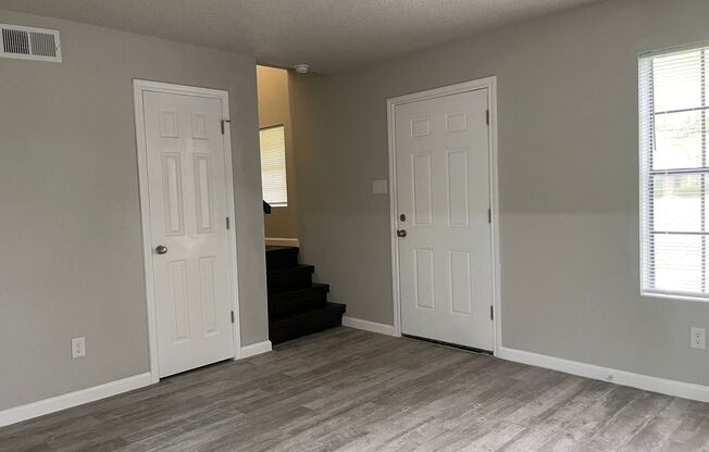 6045A Bedford Drive, Beaumont, TX 77708