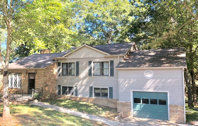 Wonderful 4 bedroom 2.5 bath home with tons of space and large fenced yard! $2500