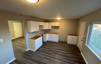 4 beds, 1 bath, $1,650