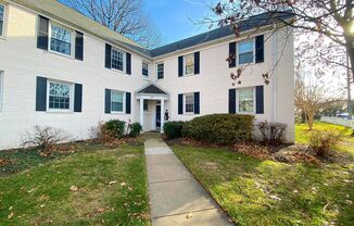 1319 S Walter Reed Dr, #19201