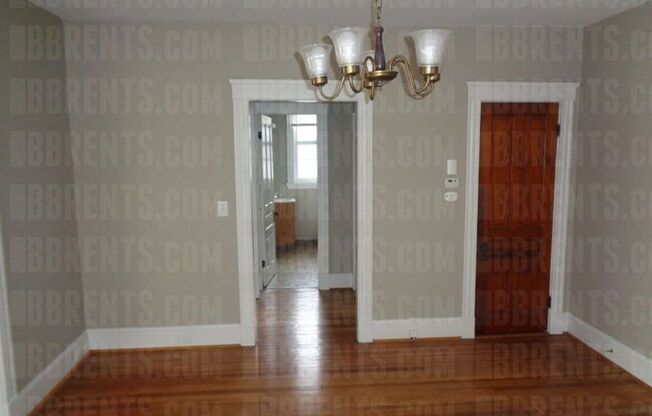 4 beds, 1 bath, $1,295, Unit 3450 Price Ave Unit 2