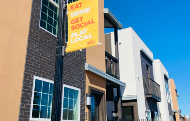 Elk Grove Courtyards