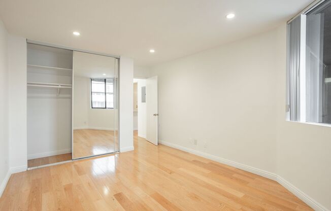 1 bed, 1 bath, 690 sqft, $2,995, Unit 217