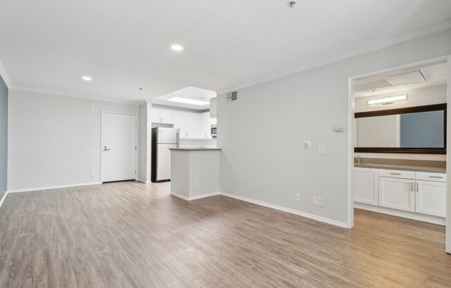 1 bed, 1 bath, 800 sqft, $2,698, Unit 103