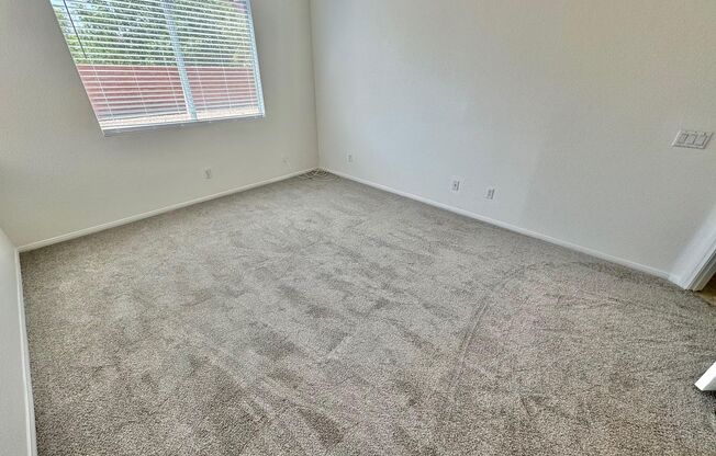 SPACIOUS 3 BEDROOM, 3 BATH RENTAL HOME IN SOUTHSTAR AT THE RIDGES TWO-STORY RESIDENCE FEATURING A FIRST-FLOOR GUEST SUITE WITH FULL BATH—PERFECT FOR VISITORS OR HOME OFFICE