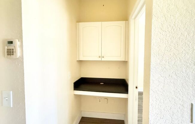 1 bed, 1 bath, $1,675, Unit Unit 378