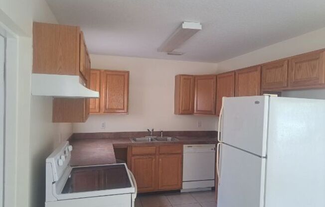 2 beds, 1 bath, $1,500