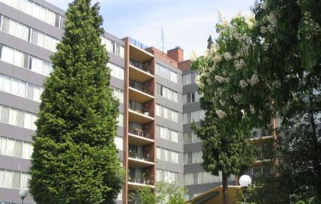 Hollywood Towne House