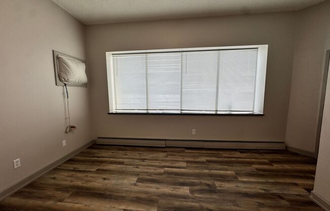 1 bed, 1 bath, 500 sqft, $945, Unit 104