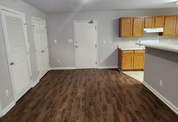 Studio, 1 bath, 600 sqft, $615, Unit 128-09
