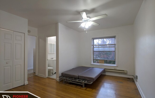 3265 W Wrightwood Ave, Chicago IL 2W
