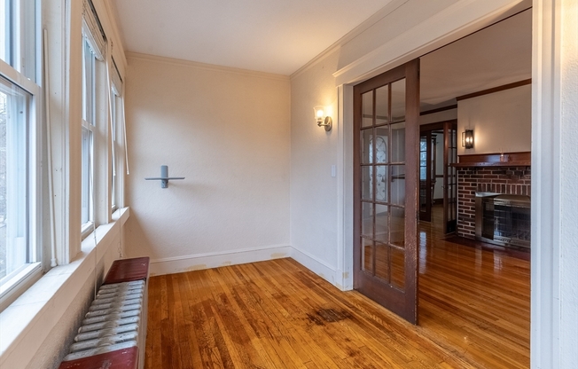 3 beds, 1 bath, 1,182 sqft, $2,800, Unit 1