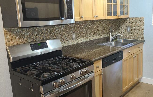 4779 Seminole Dr Unit 109