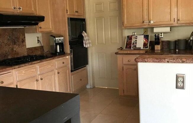 Must see this beautiful 3 bedroom + 3 bathroom home located in desirable Oak Park!