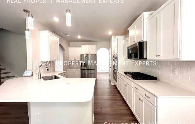 146 DOGWOOD GRV PL