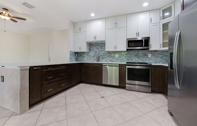 Family Oasis: 3-Bedroom Rental with Private Yard and Community Amenities