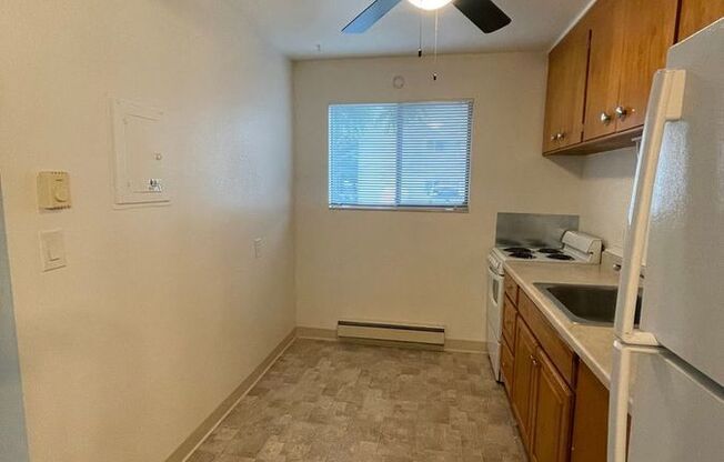 12341 33 AVE NE