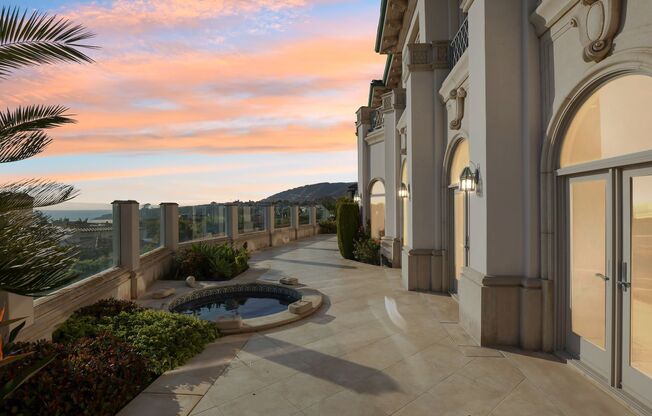 OCEAN VIEW CUSTOM BUILT LUXURY ESTATE