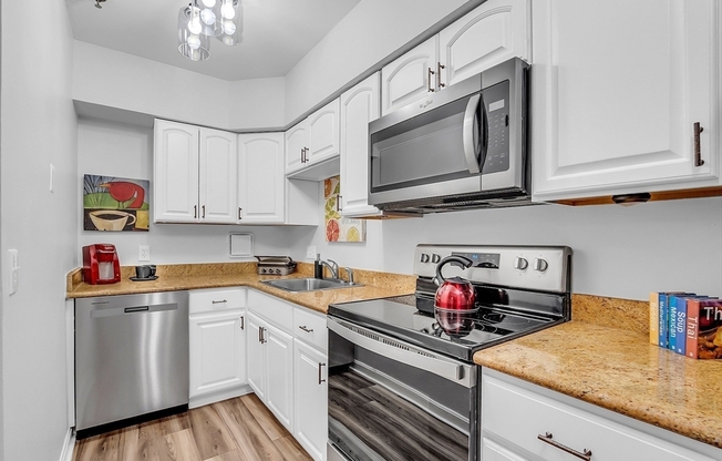 2 beds, 1.5 baths, 1,434 sqft, $2,500, Unit 117