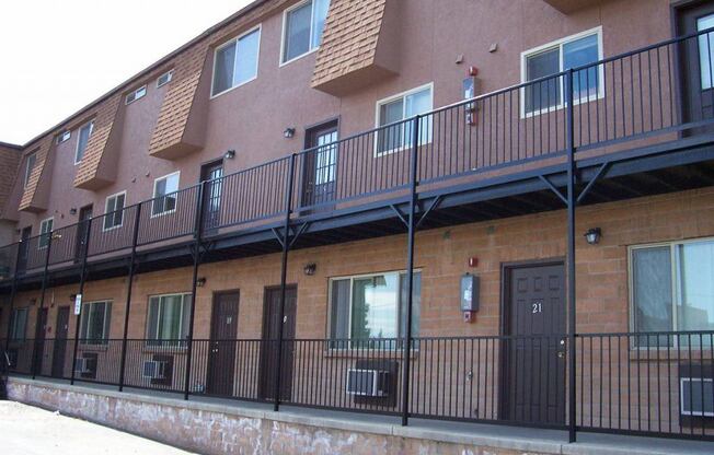 Exterior Building at Oak Manor & Angel Street Apartments