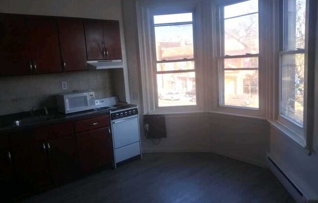 3012 N Broad St.