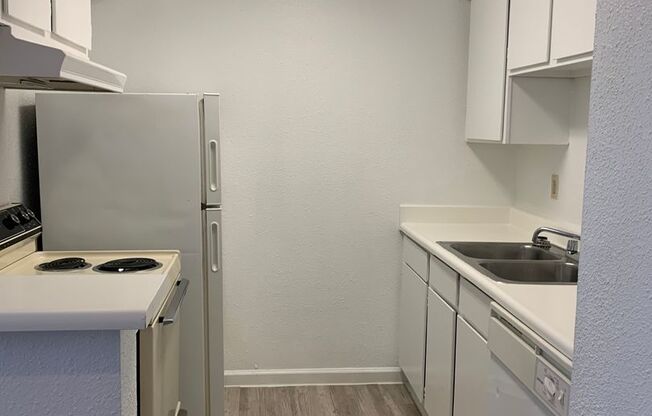 1 bed, 1 bath, 583 sqft, $790, Unit 0502