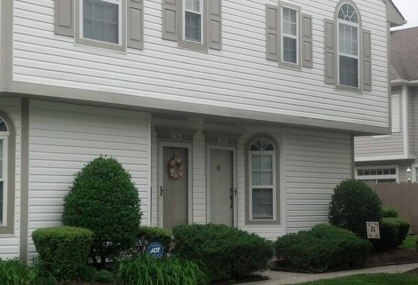 Beautiful 2 Bedrooom Condo