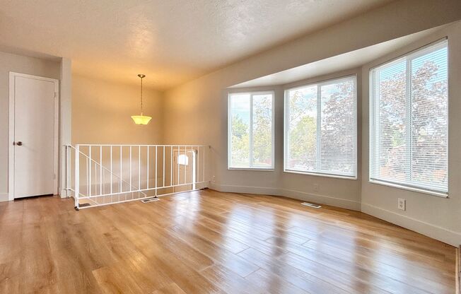 Awesome Split Entry with New Paint & Flooring!