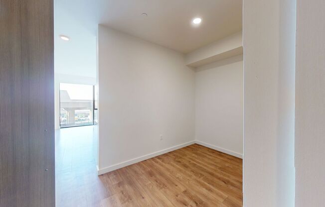 Studio, 1 bath, 460 sqft, $1,750, Unit 514