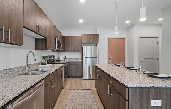 1 bed, 1 bath, 756 sqft, $1,525, Unit 213