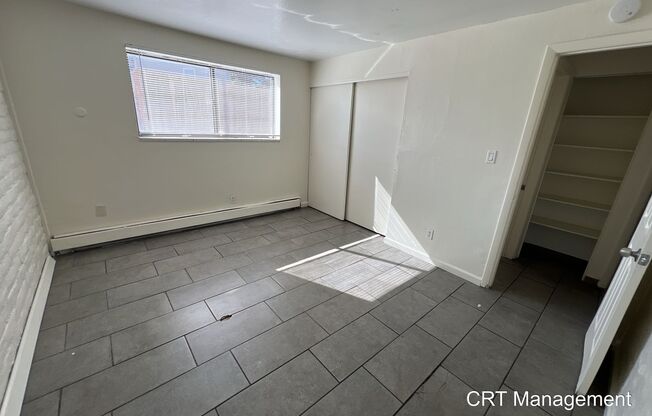 3 beds, 2 baths, $1,975, Unit # 21