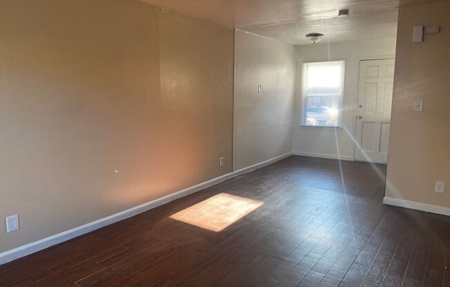 1 bed, 1 bath, 564 sqft, $1,050, Unit 4532-01