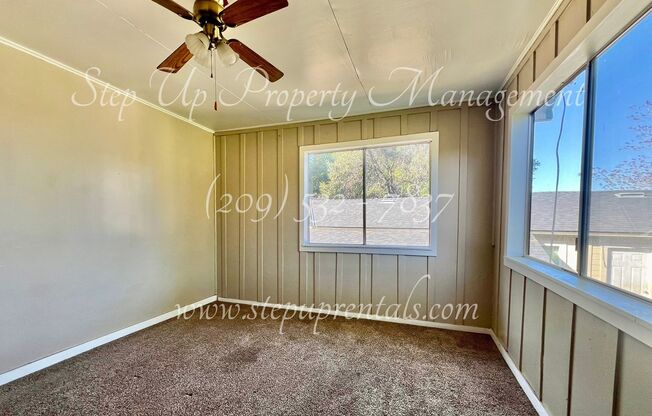 2 beds, 1 bath, $1,550