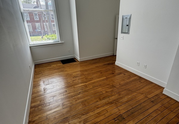 141 E WYTHE